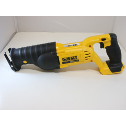 Замена щетки двигателя DeWalt DCS380